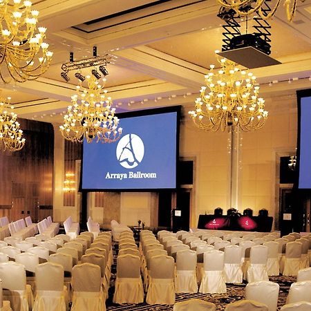 Courtyard By Marriott Kuwait City Екстер'єр фото