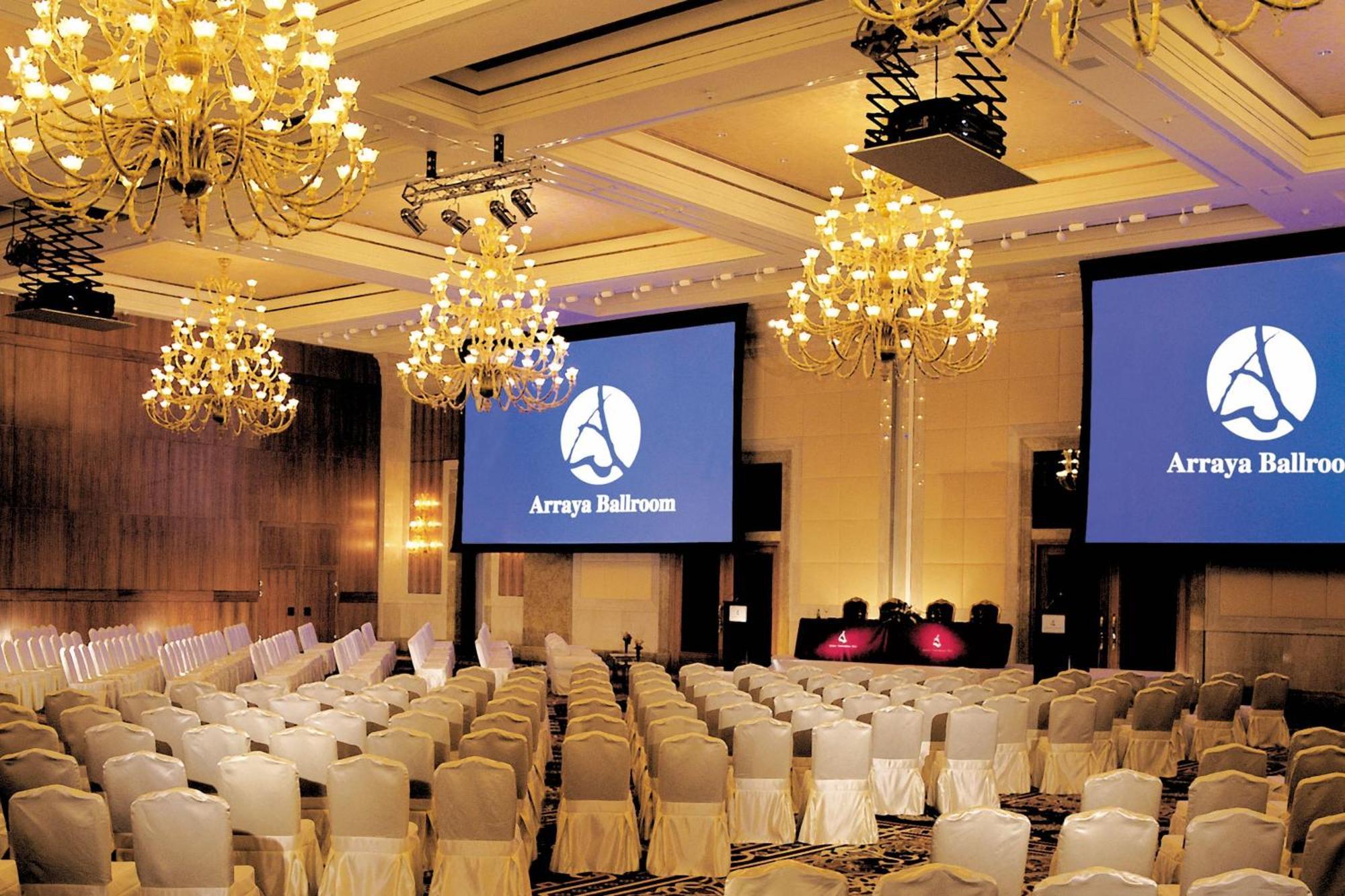 Courtyard By Marriott Kuwait City Екстер'єр фото