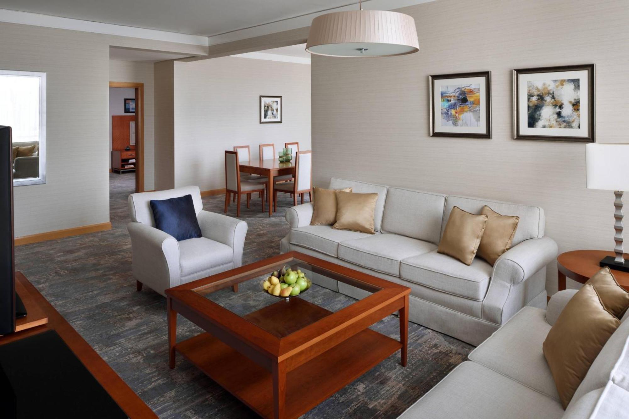 Courtyard By Marriott Kuwait City Екстер'єр фото