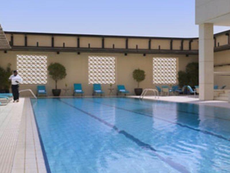 Courtyard By Marriott Kuwait City Екстер'єр фото