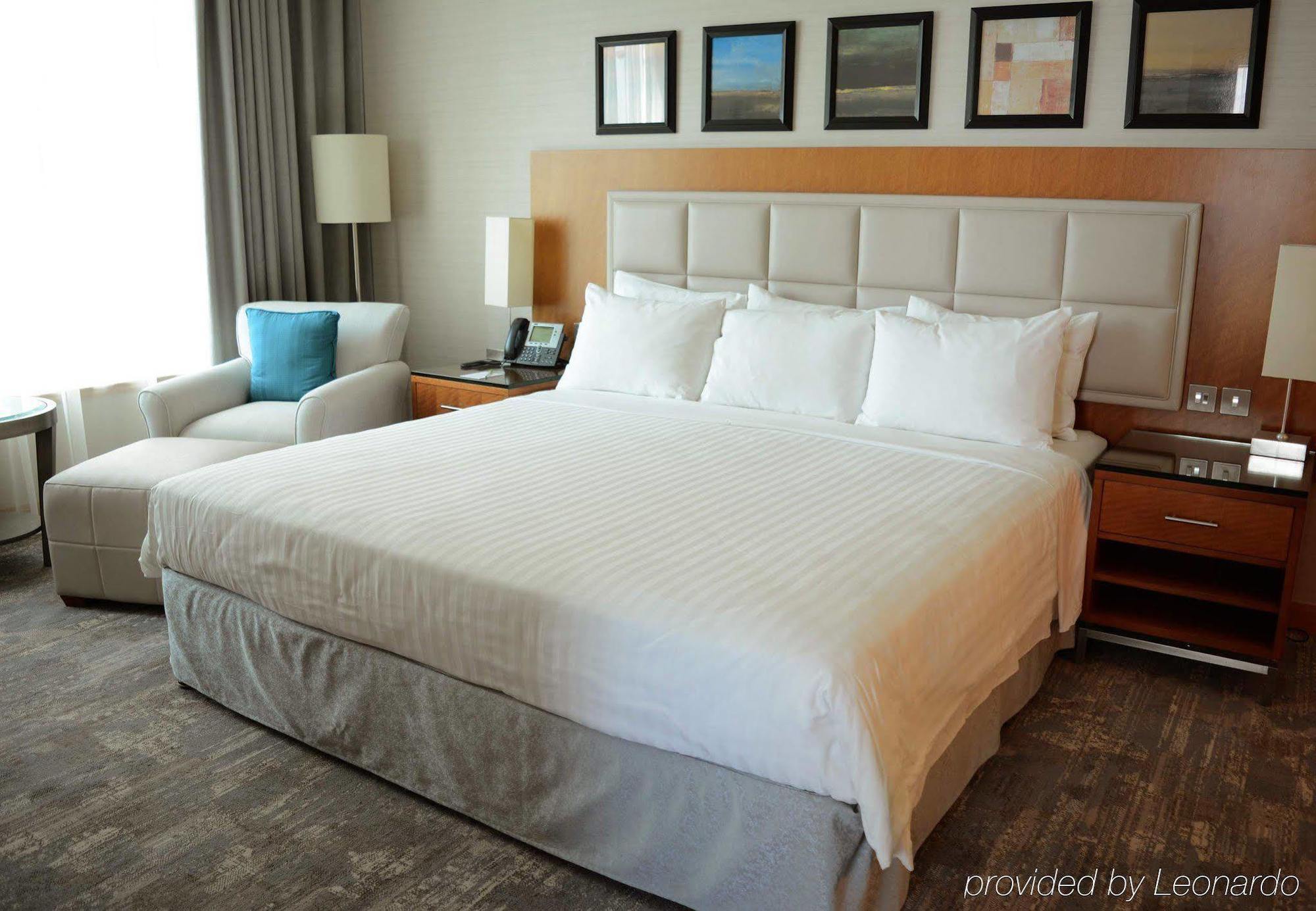 Courtyard By Marriott Kuwait City Екстер'єр фото
